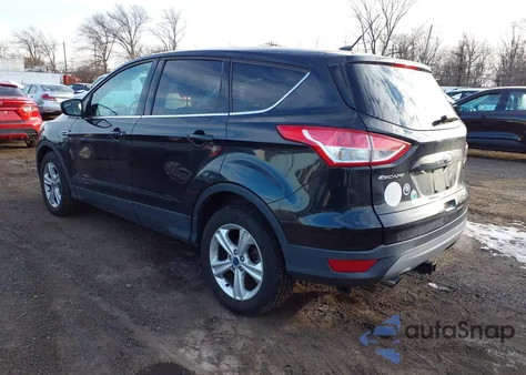 2015 Ford Escape Se z USA, uszkodzony, nr VIN 1FMCU9GX4FUC54218